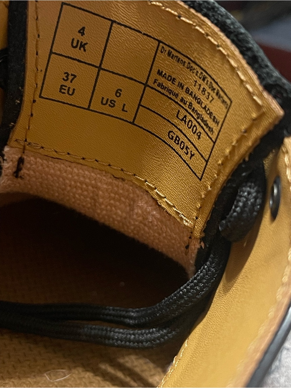 Dr. Martens - Picture 3 of 6